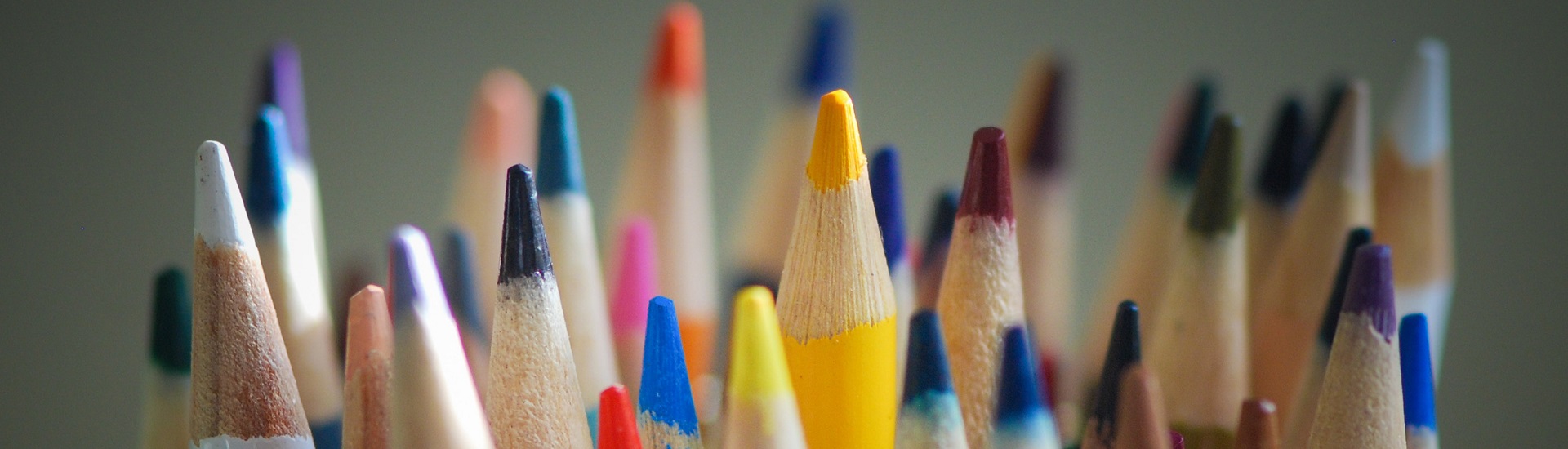 Banner Color Pencils
